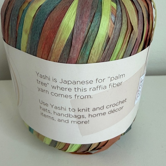 Universal Yashi Iro Multicolor Raffia Yarn - Picture 2 of 3